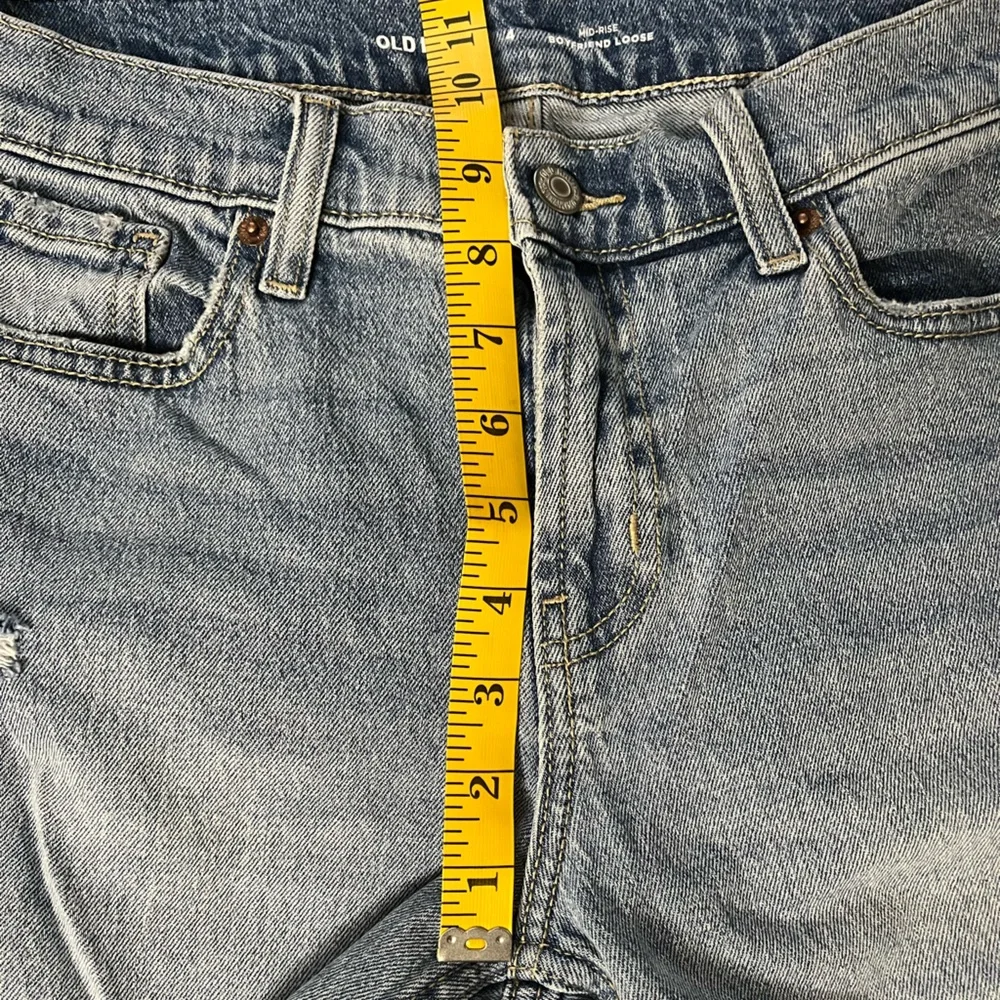 Old Navy Midrise Boyfriend Loose Jeans size 4 - Picture 6 of 13